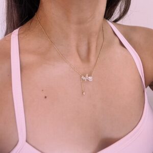 Collar mariposa