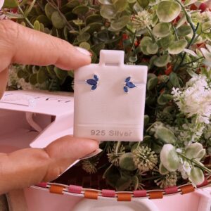 Broquel Plata .925 tres pétalos azul